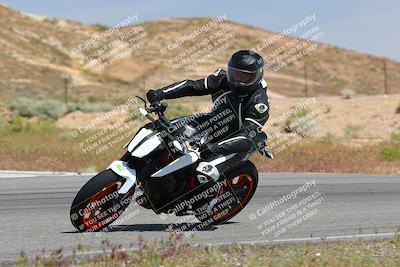 media/Apr-22-2023-TrackXperience (Sat) [[0ce6802930]]/Level 1/session 2 turn 5/